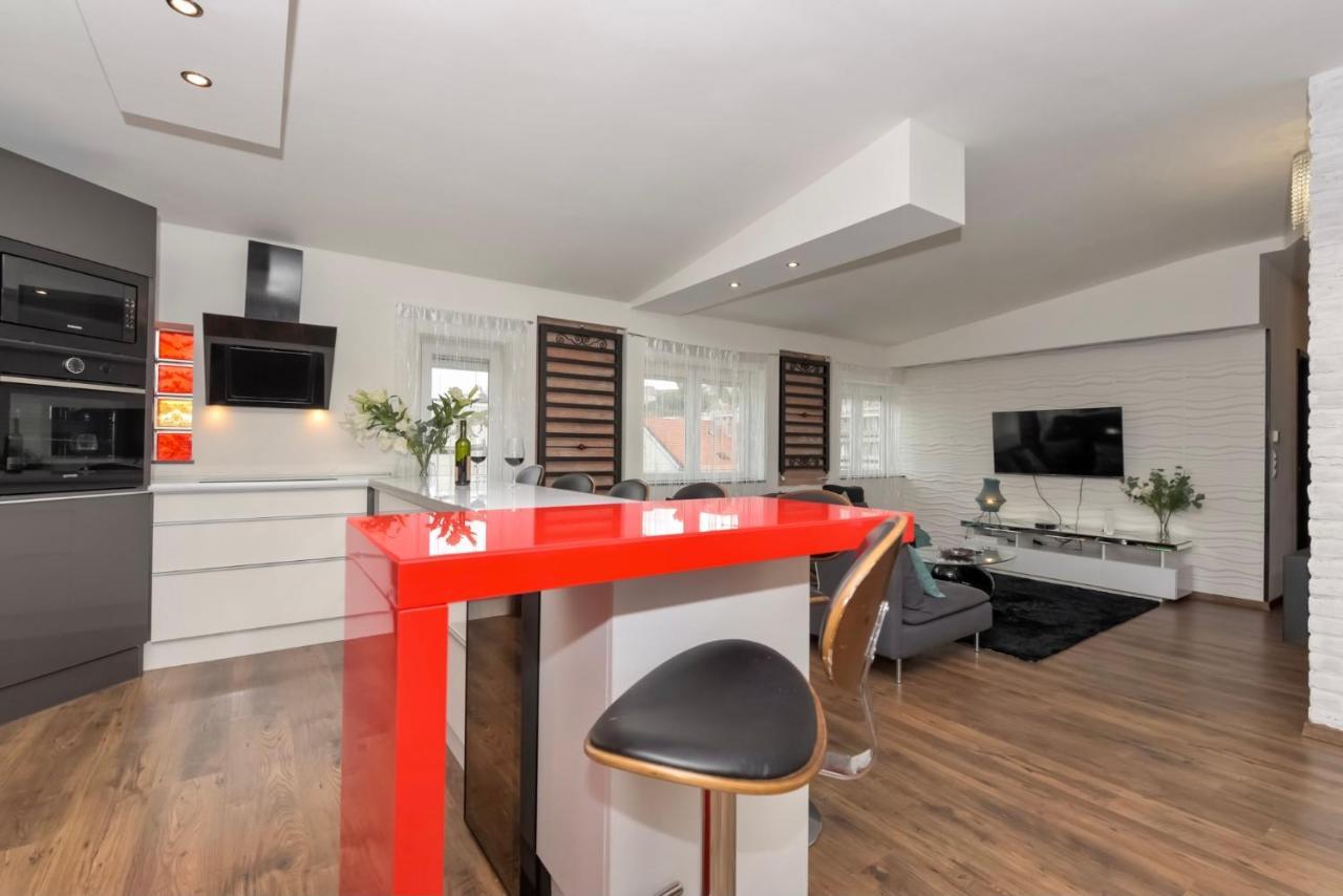 Nightingale Luxury Apartment Budapest Luaran gambar