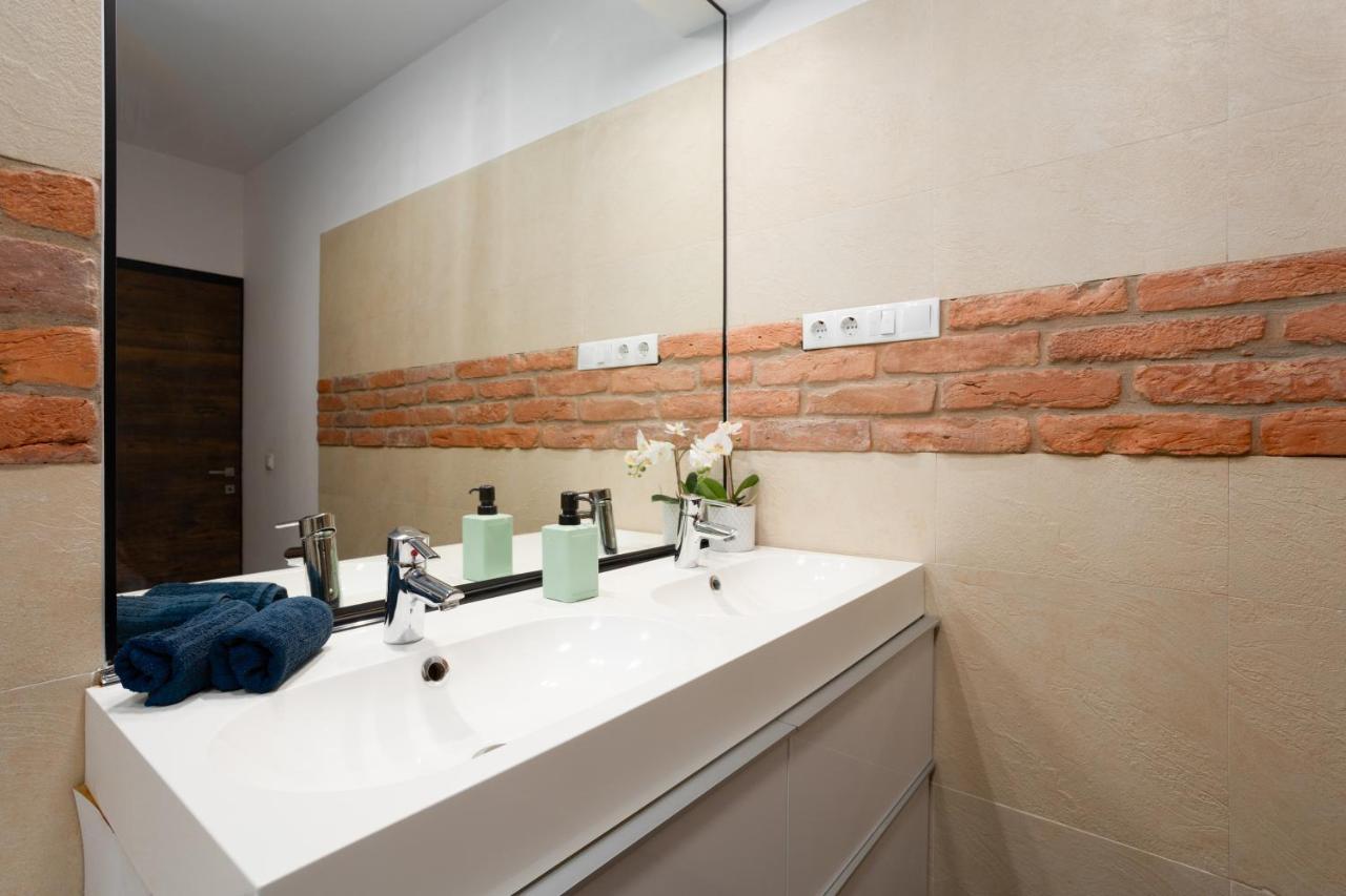 Nightingale Luxury Apartment Budapest Luaran gambar