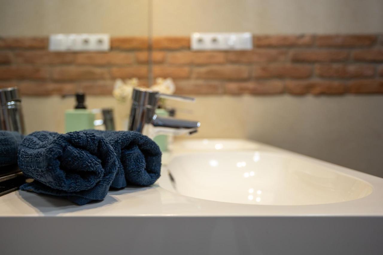Nightingale Luxury Apartment Budapest Luaran gambar