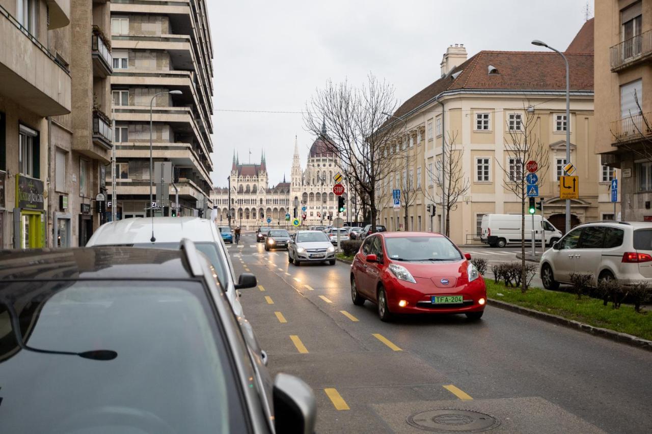 Nightingale Luxury Apartment Budapest Luaran gambar